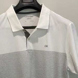 Calvin Klein Men’s Polo White Grey Stripe Liquid Touch Size Medium